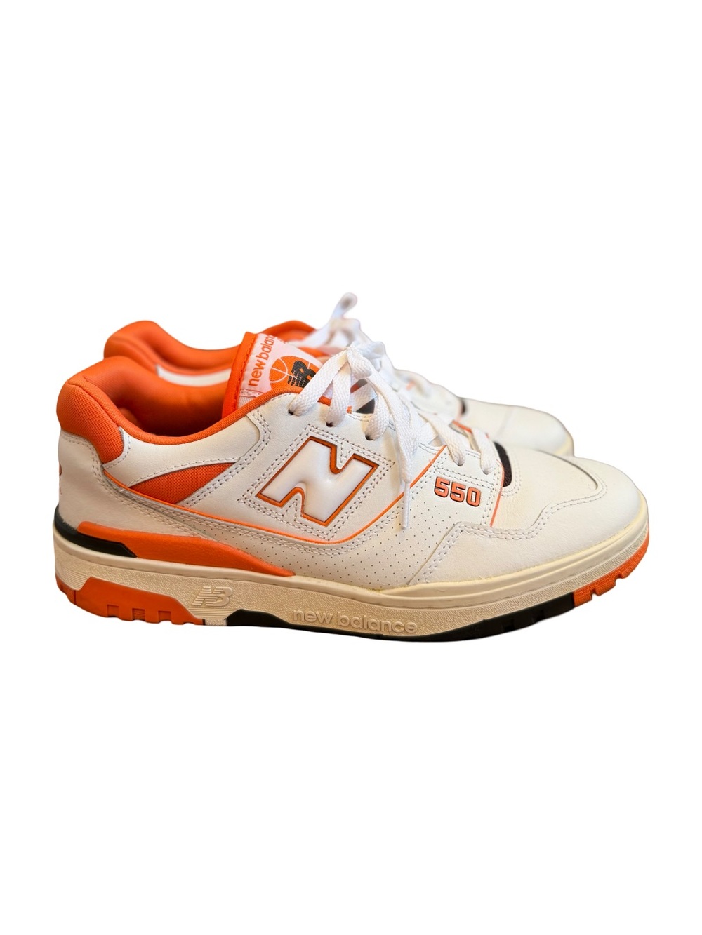 NEW BALANCE 550 - SIZE 10.5 - WHITE / ORANGE
